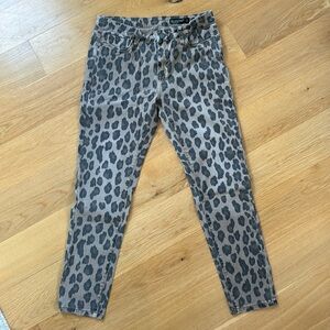 Blank NYC The Reade Crop in Animal Print